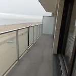 Residentie Westend With Frontal Sea View *
