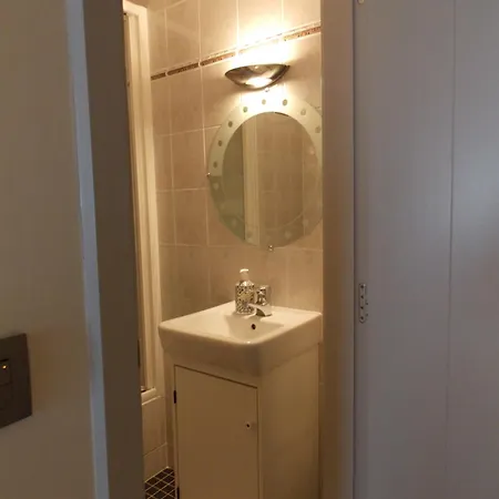 Residentie Westend With Frontal Sea View דירה מידלקרק