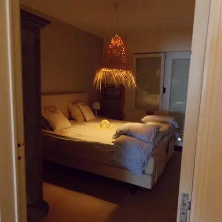 Residentie Westend With Frontal Sea View