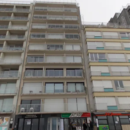 Residentie Westend With Frontal Sea View דירה *
