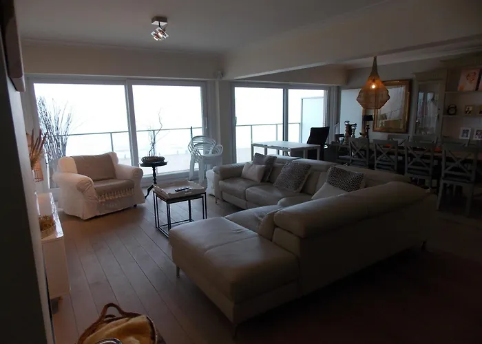 Residentie Westend With Frontal Sea View Middelkerke